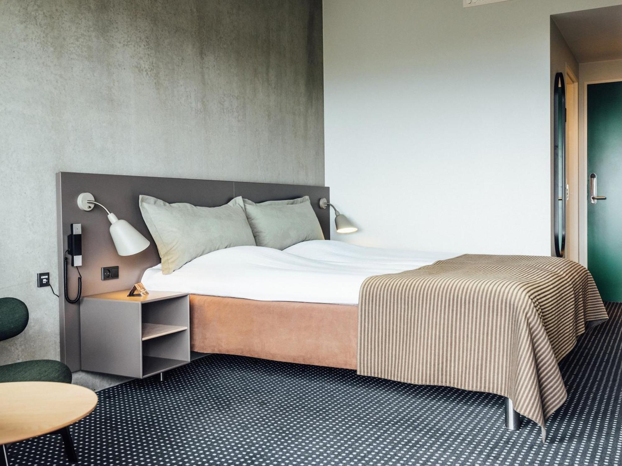 Hotel Foroyar Tórshavn Esterno foto