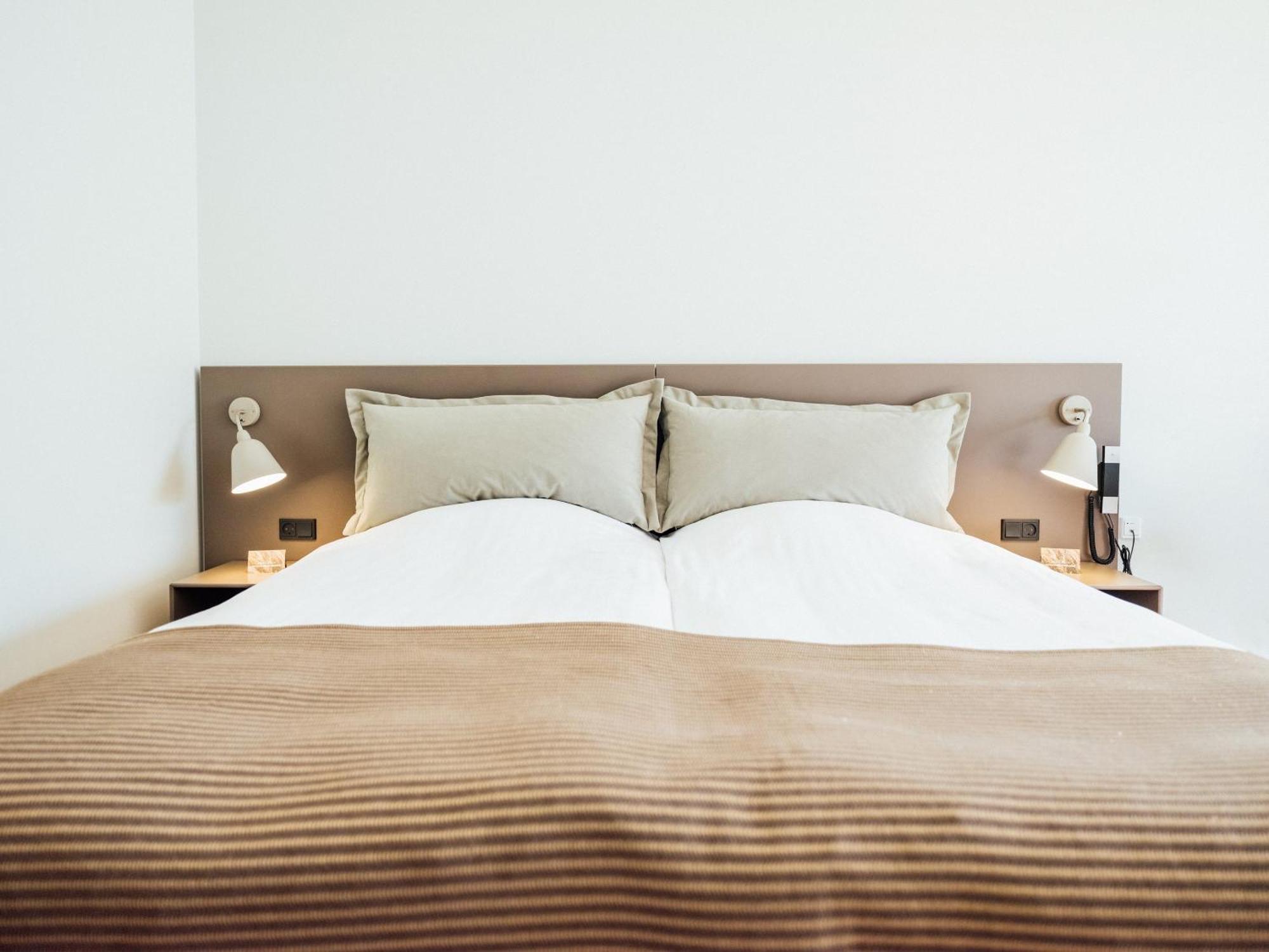 Hotel Foroyar Tórshavn Esterno foto